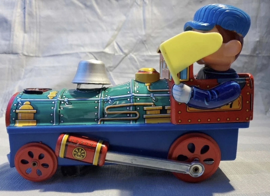 Vintage Tin train by trade mark Modern toys japan - photo 5