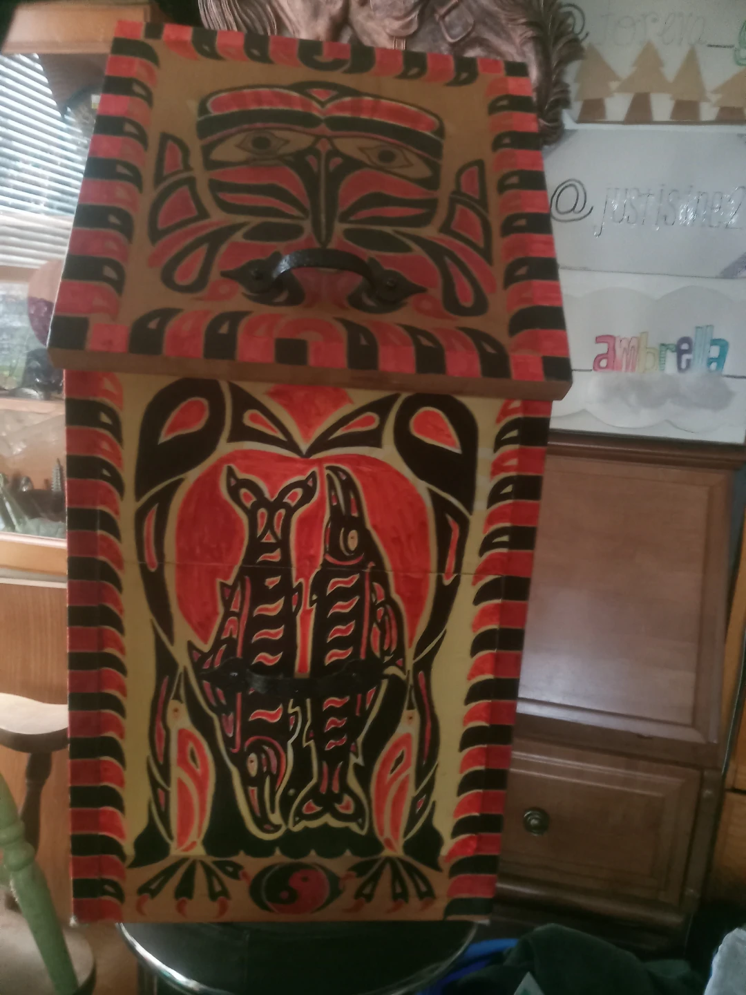 Hand-Painted Wooden Keepsake Box with Indigenous Art - photo 4