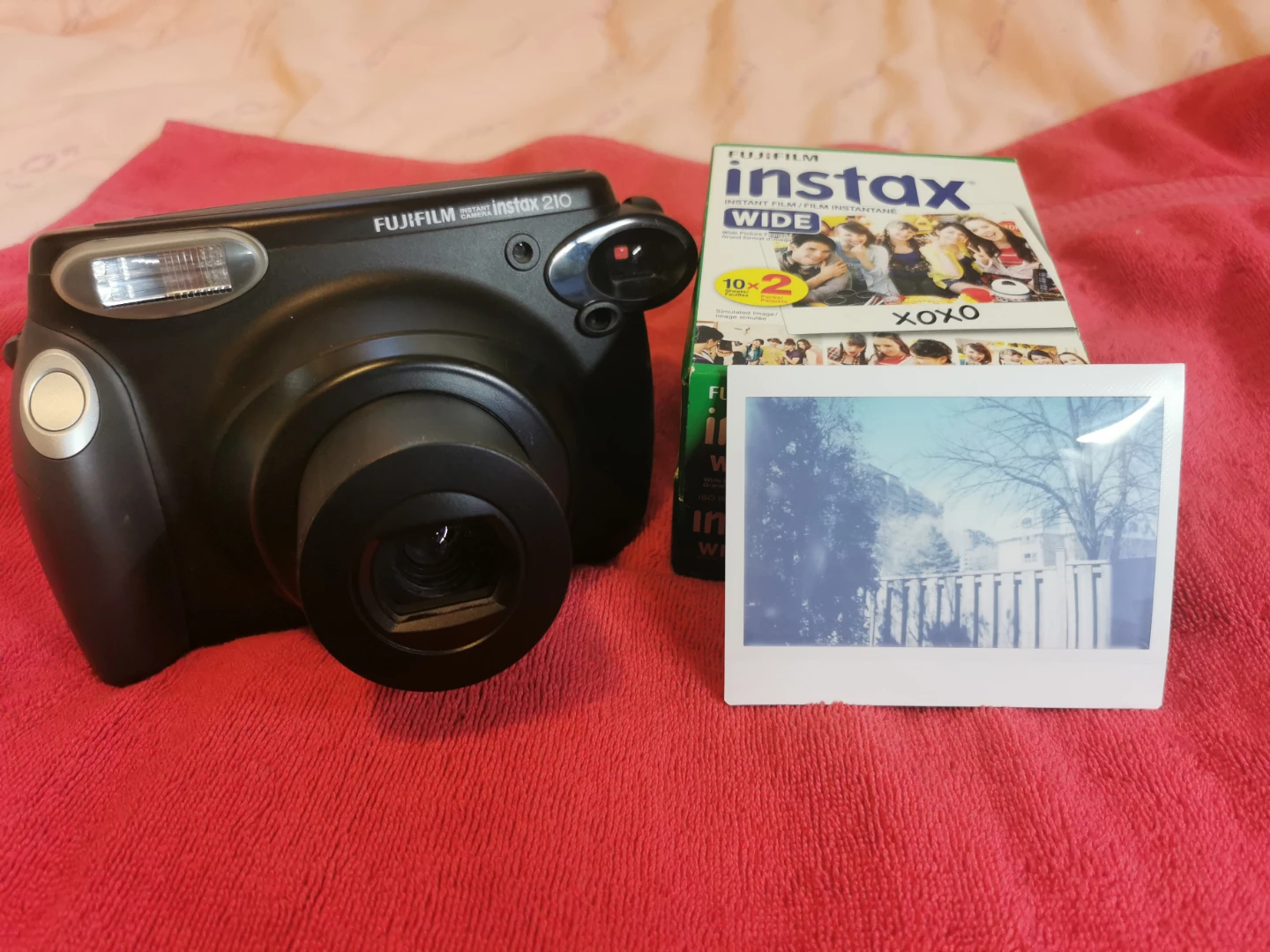 Fujifilm Instax 210 Wide Instant Camera