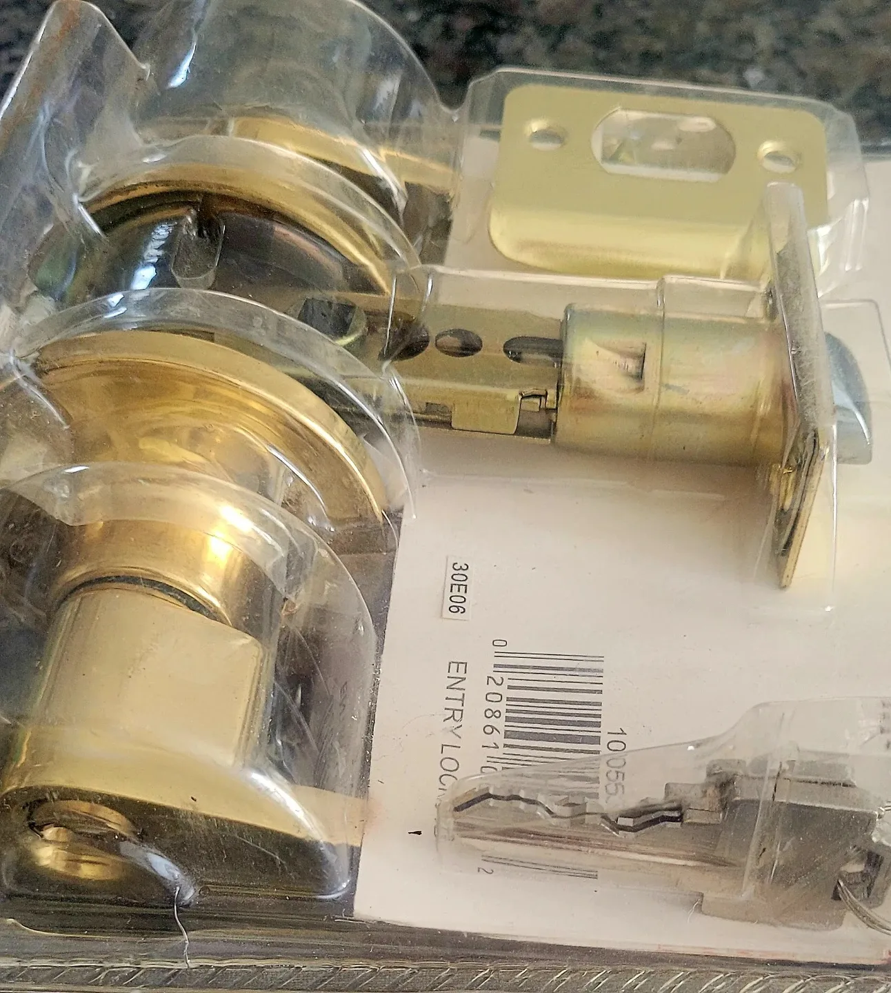 New Entry Door Lockset with keys. - photo 2
