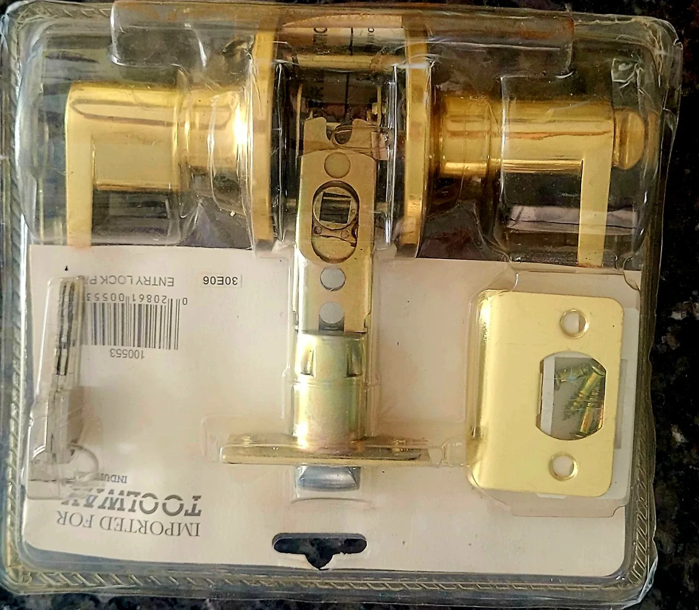 New Entry Door Lockset with keys. - photo 3
