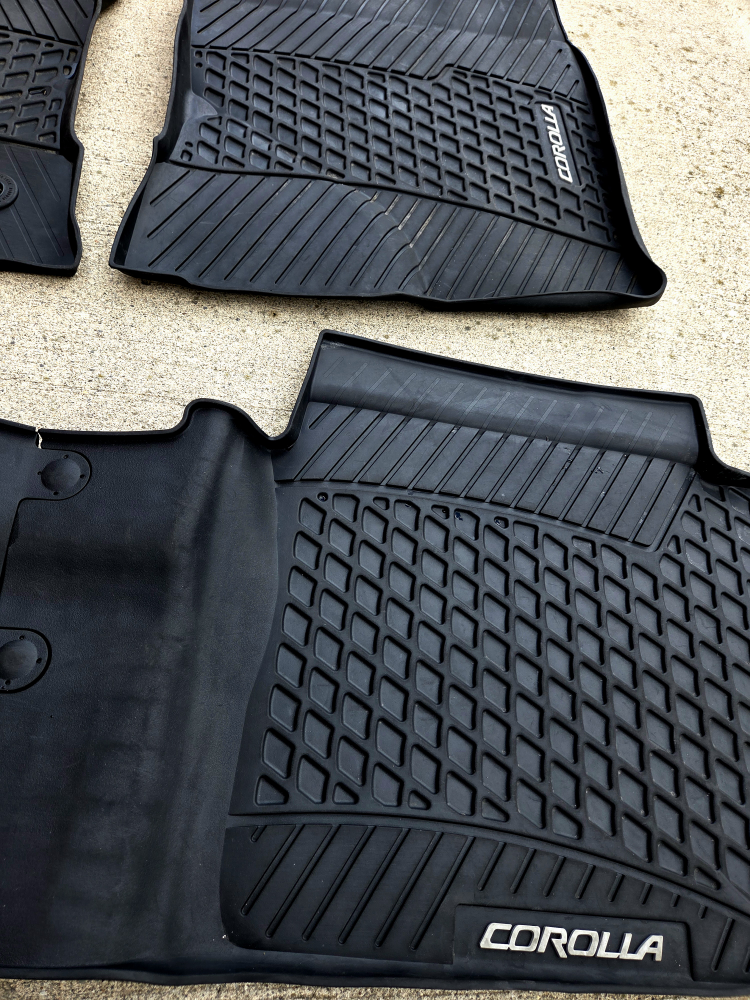 OEM Toyota Corolla All-Weather Floor Mats - photo 3
