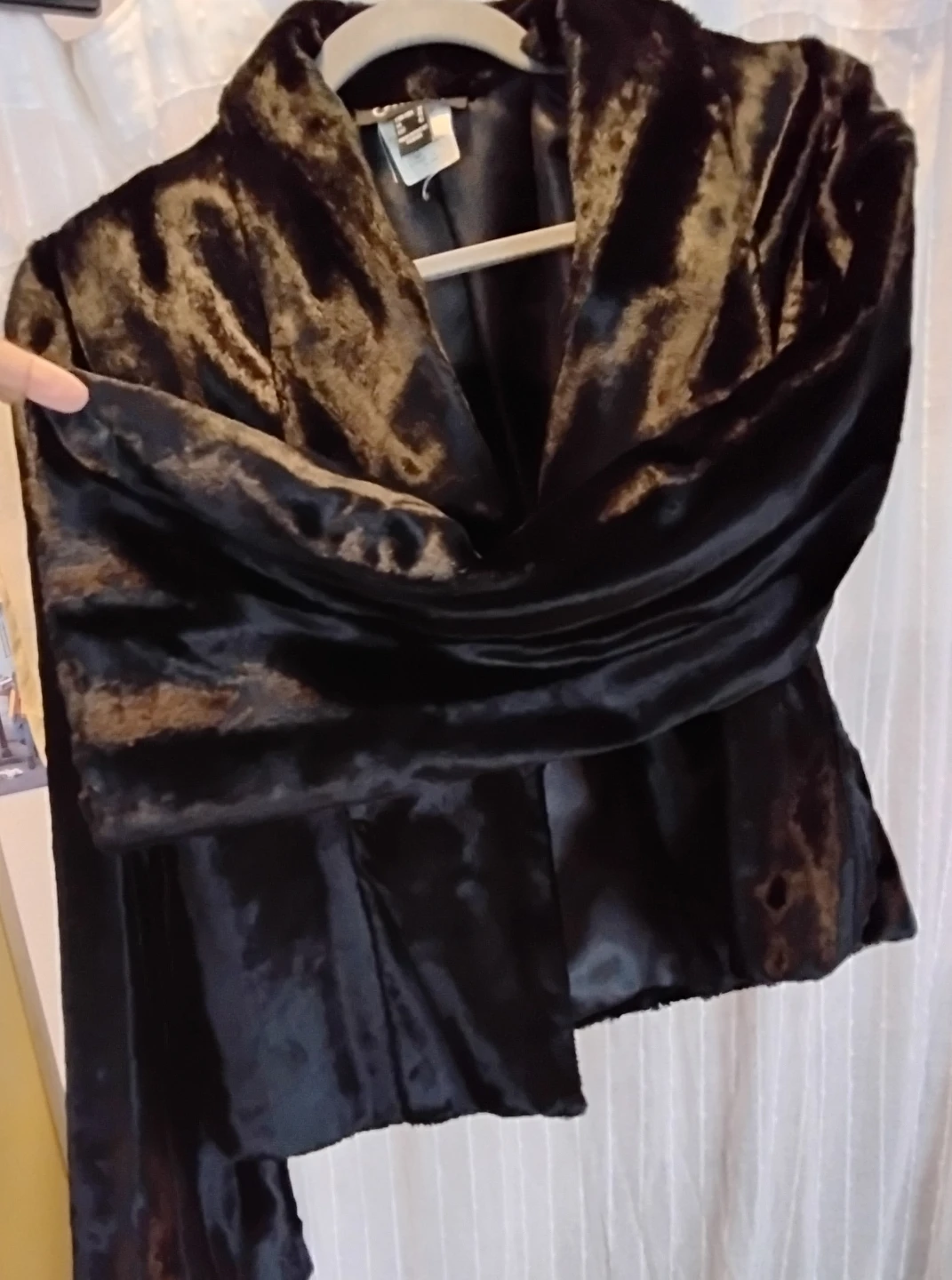Chueva Black Velvet Faux Fur Jacket - photo 2