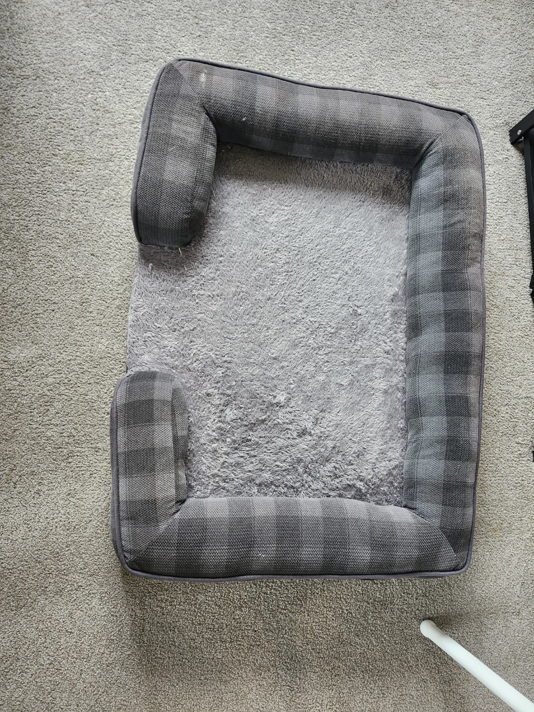 Grey Plaid Dog Bed with Bolsters 60X85 cm