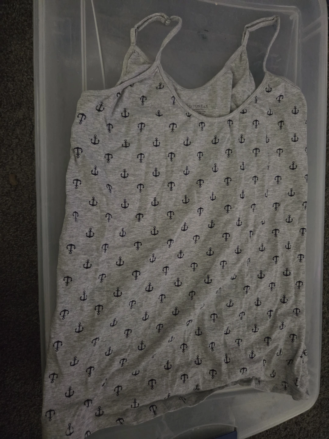 Bundle of Women's Med Tops - photo 4