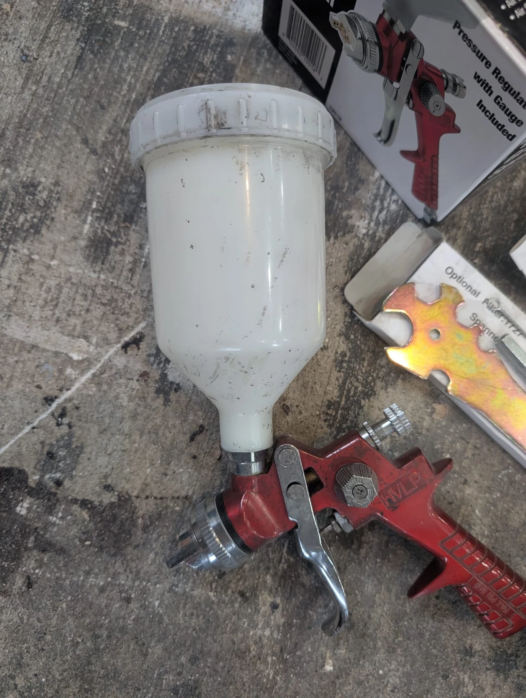 Two HVLP Gravity Feed and bottom paint Spray Gun - photo 4