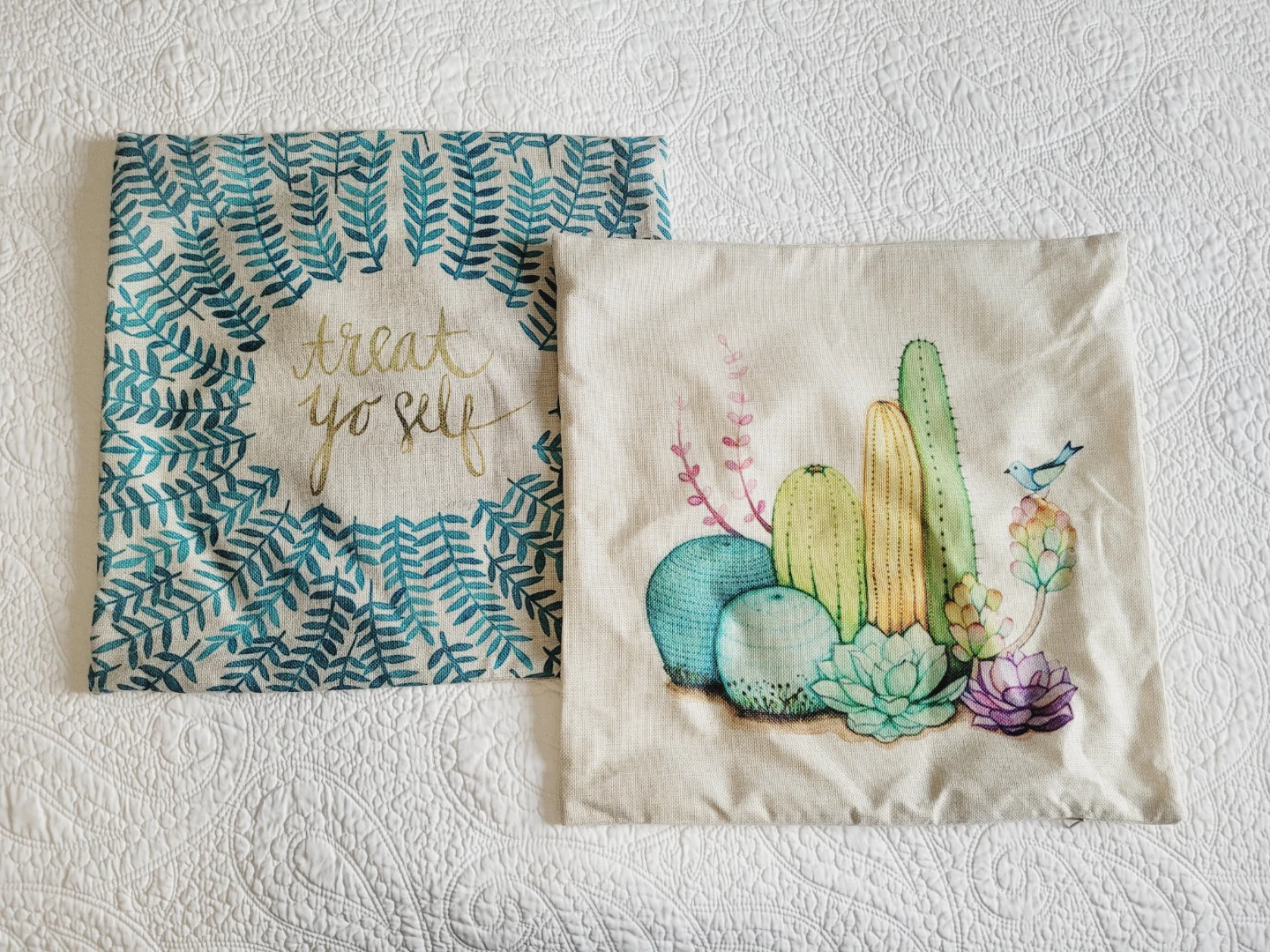 2 Decorative Pillow Cases 17"×17"