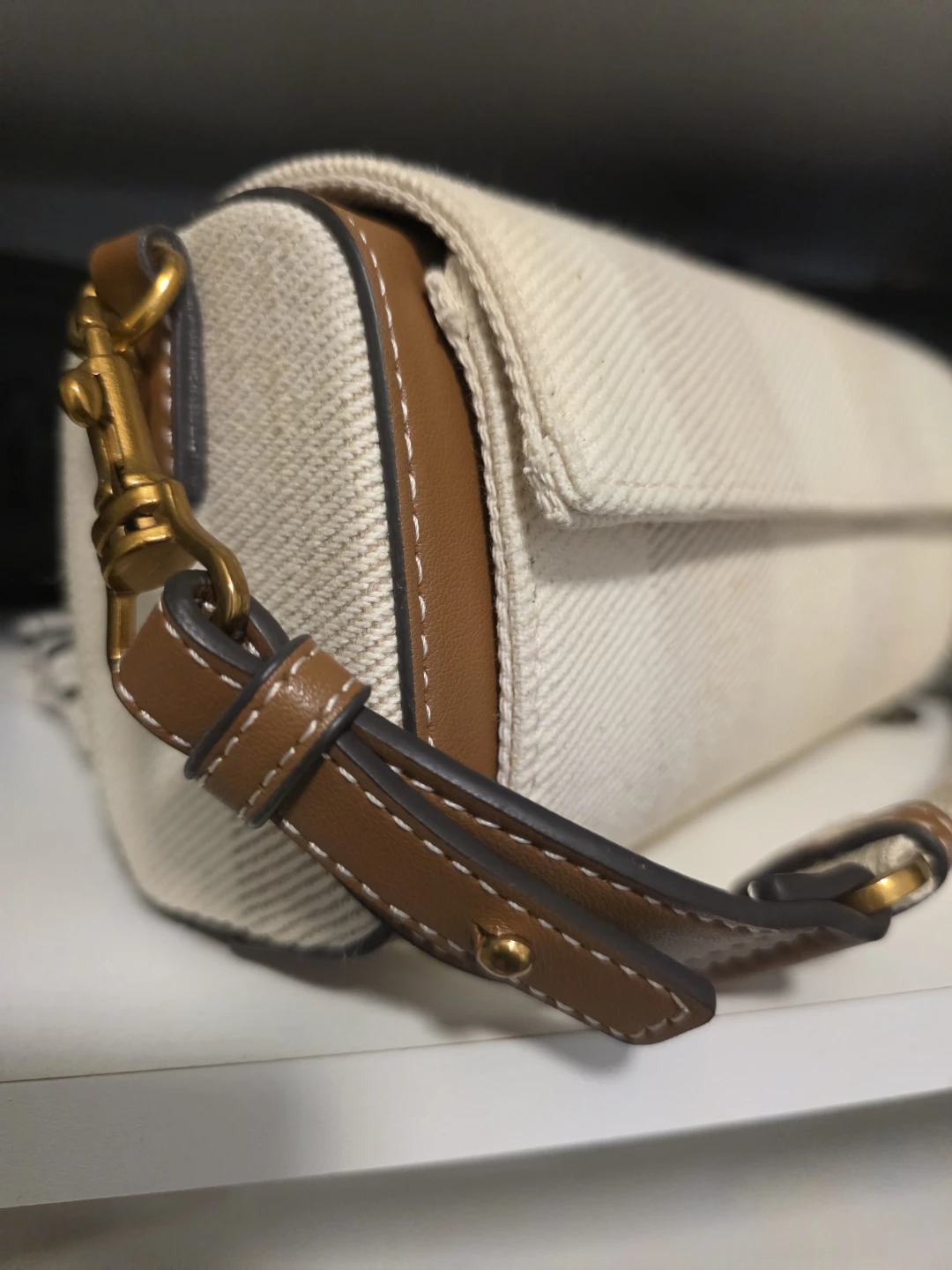 Zara White and Tan Striped Canvas Shoulder Bag - photo 2