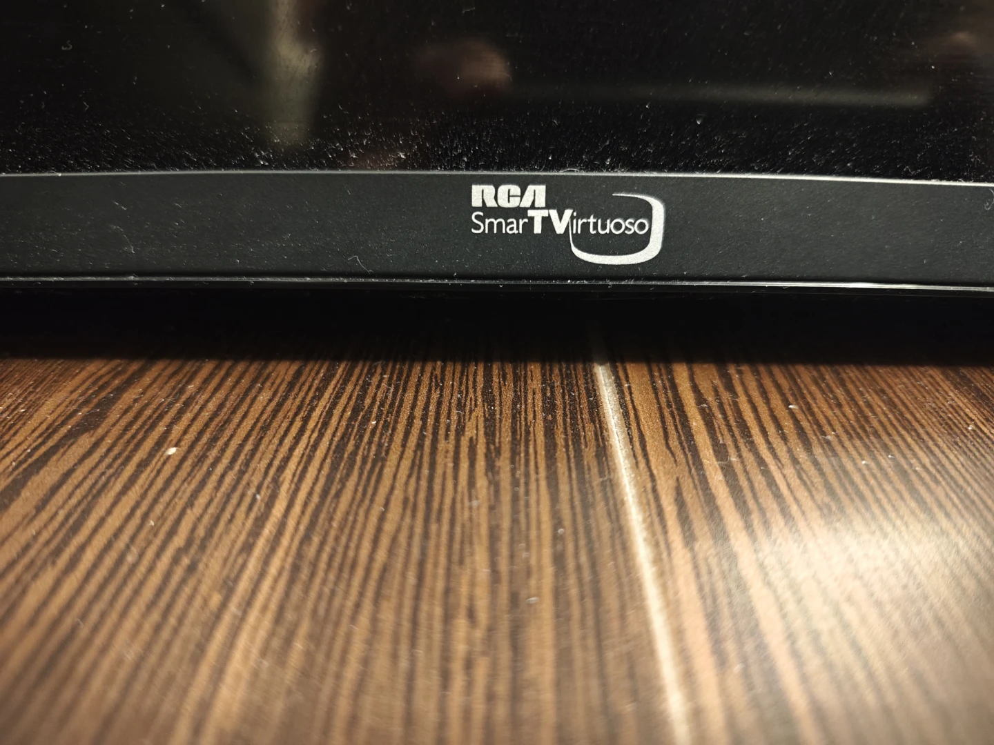 Like New RCA Smart TV Virtuoso 50" Quantum Dot UHD TV (RTAQ5033) - photo 2