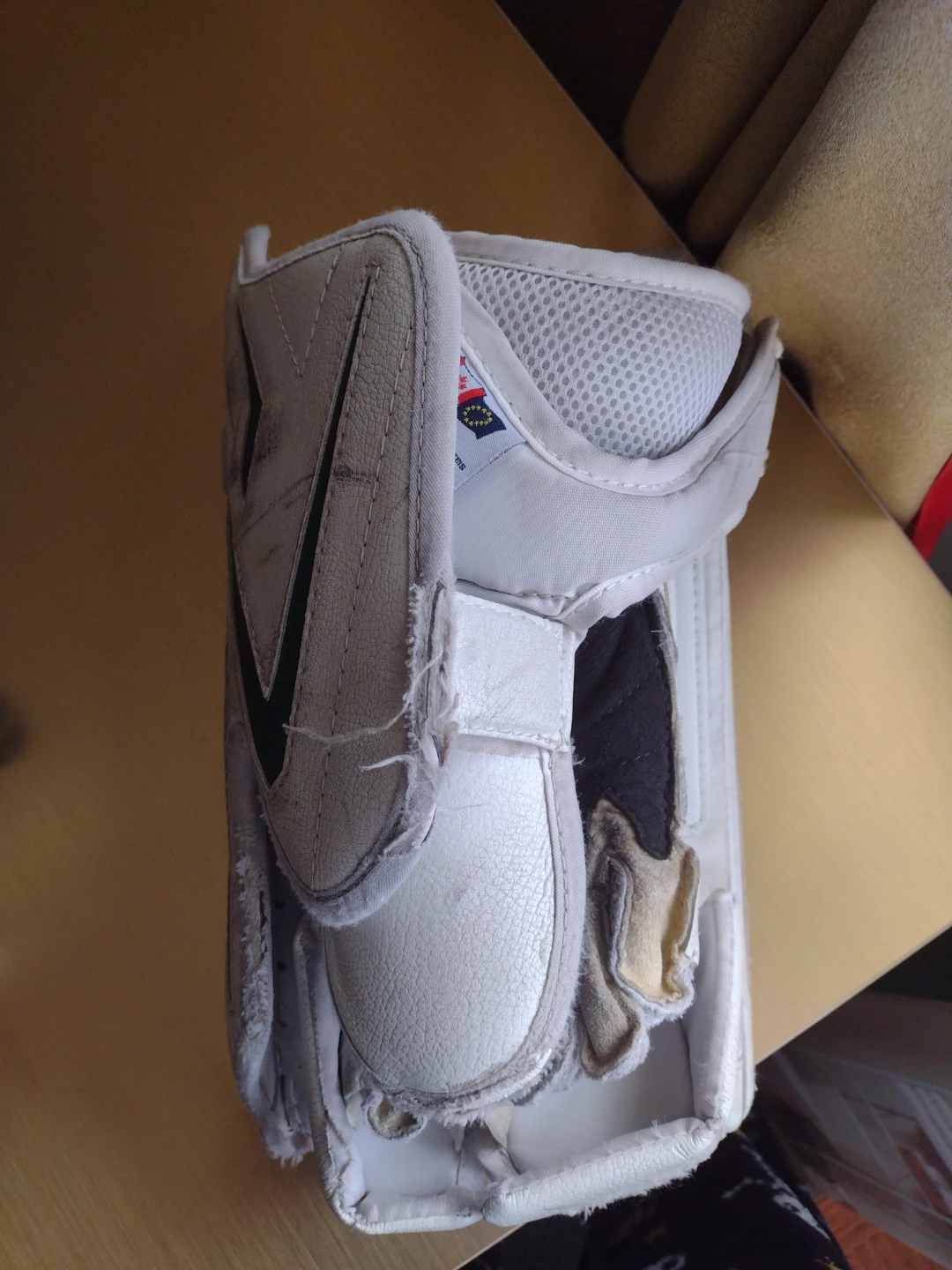 Vaughn Vision Goalie Blocker - photo 2
