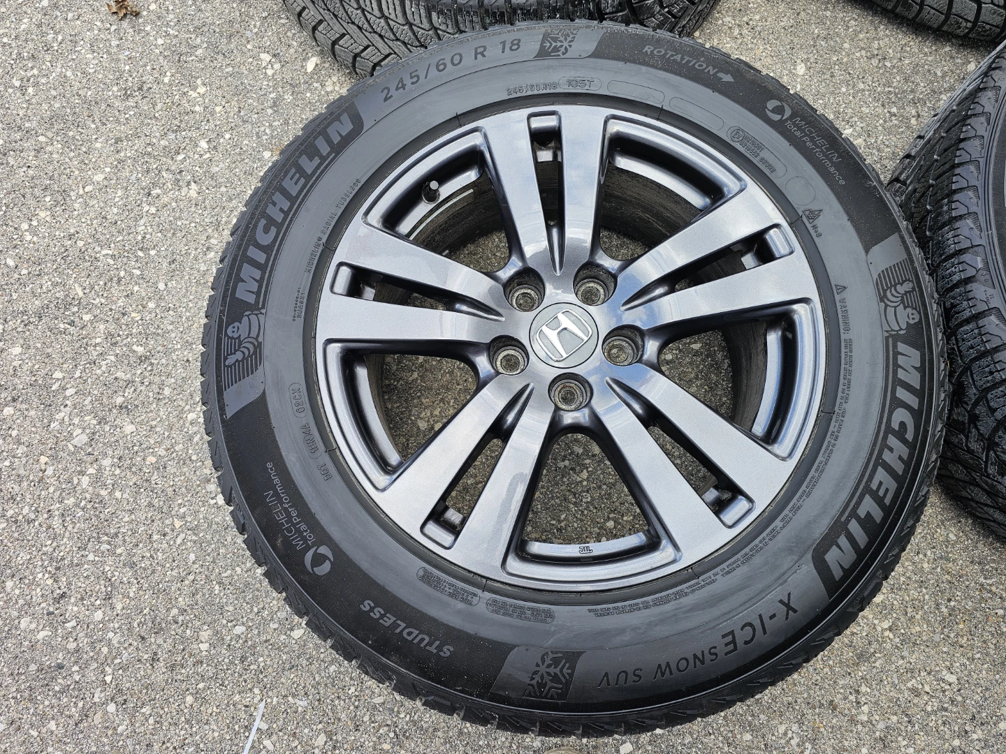 HONDA PILOT/PASSPORT WINTER TIRES ON O.E.M RIMS