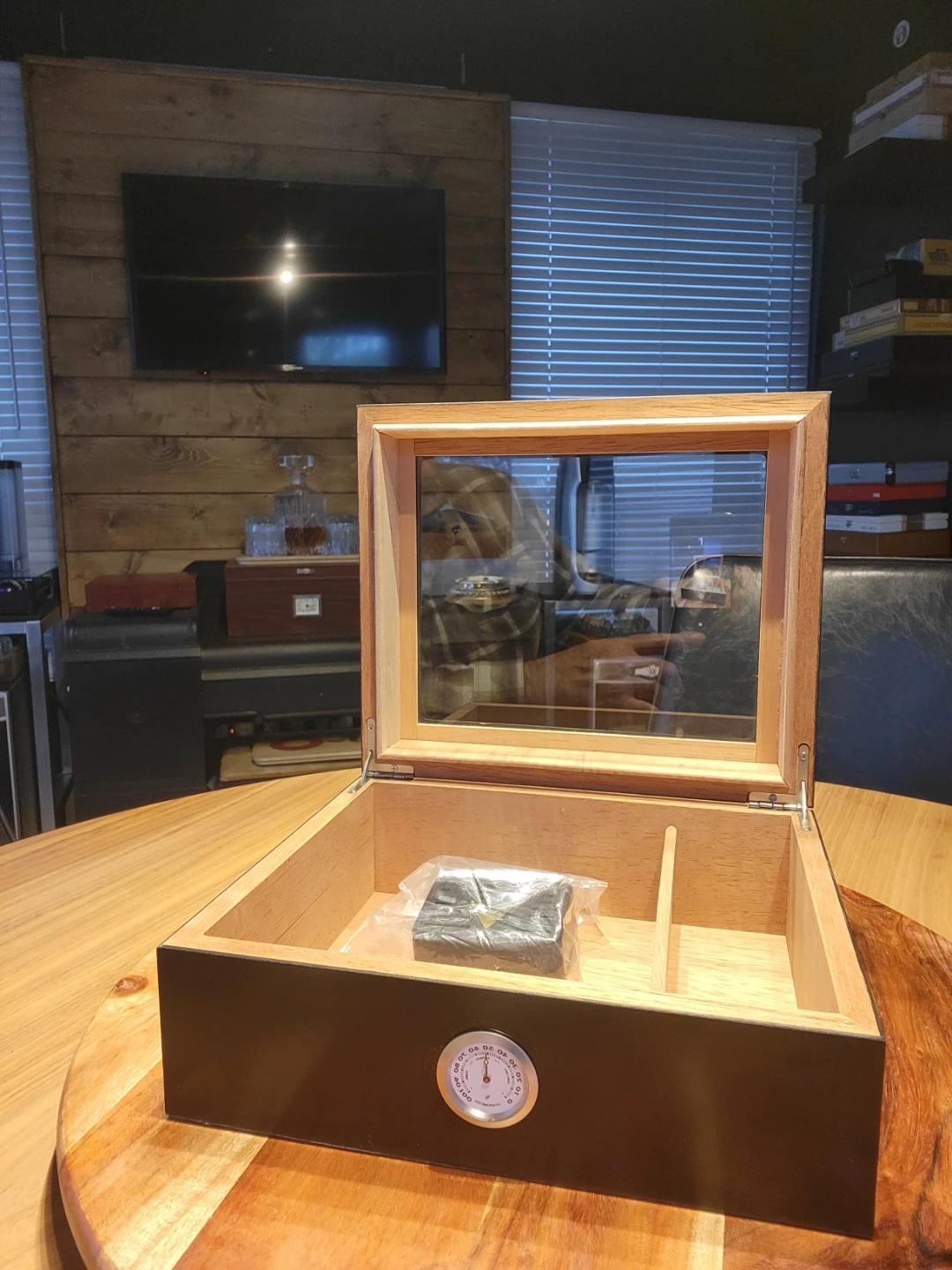 Cigar Humidor Box with Hygrometer - photo 2