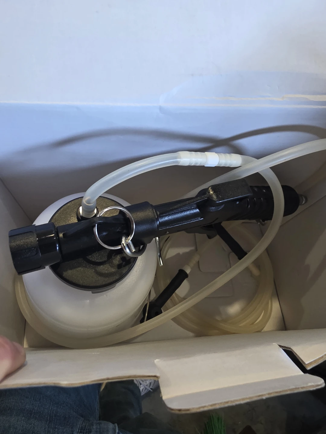 BikeMaster Vacuum Brake Bleeder - photo 2