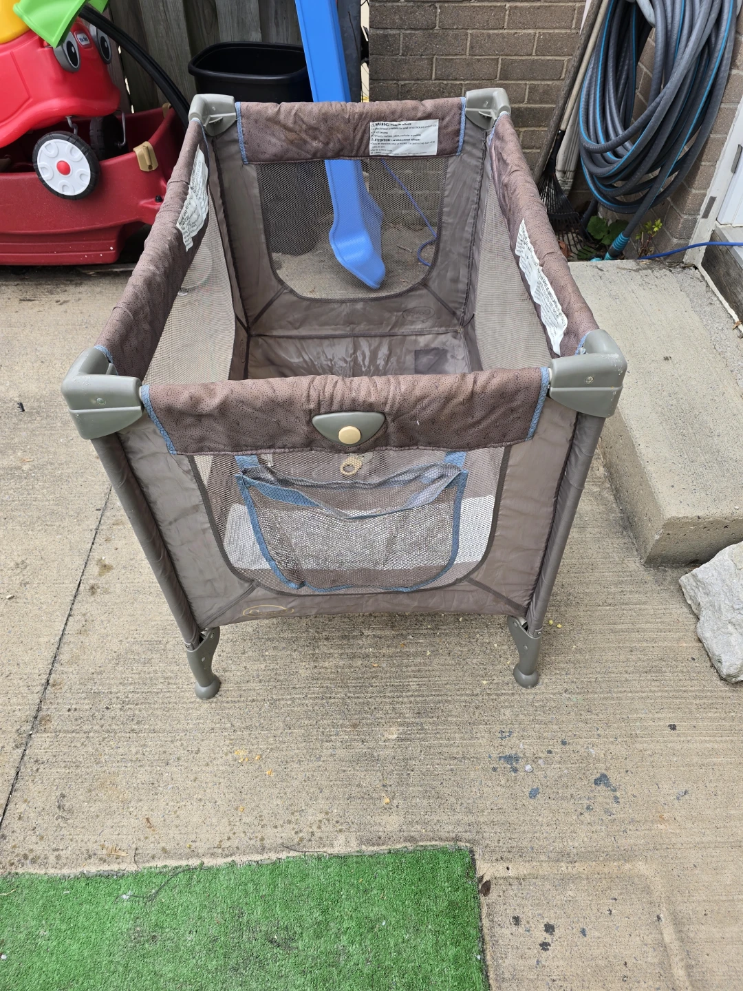 Graco Pack 'n Play Playard Playpen - photo 2