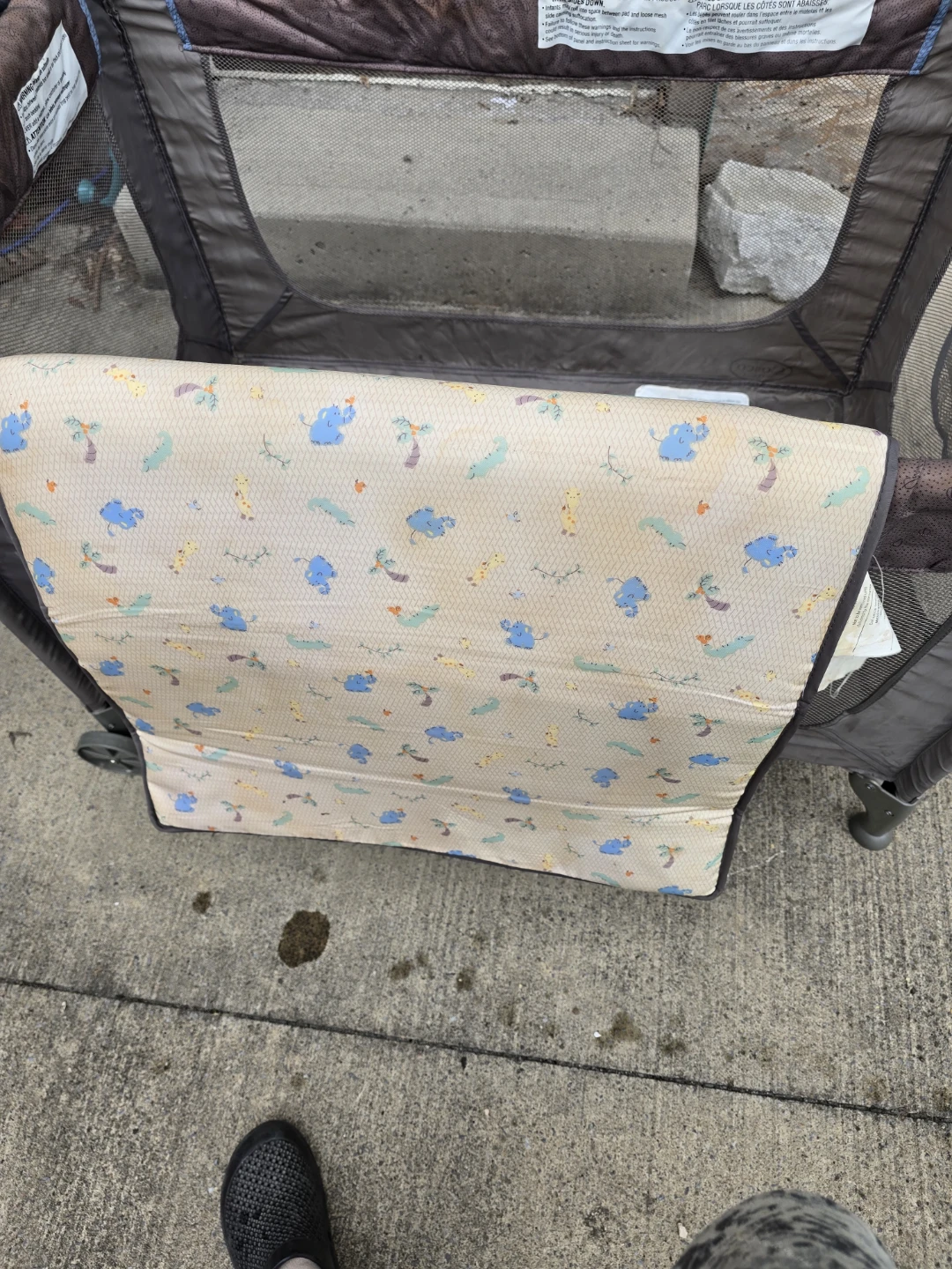 Graco Pack 'n Play Playard Playpen - photo 3