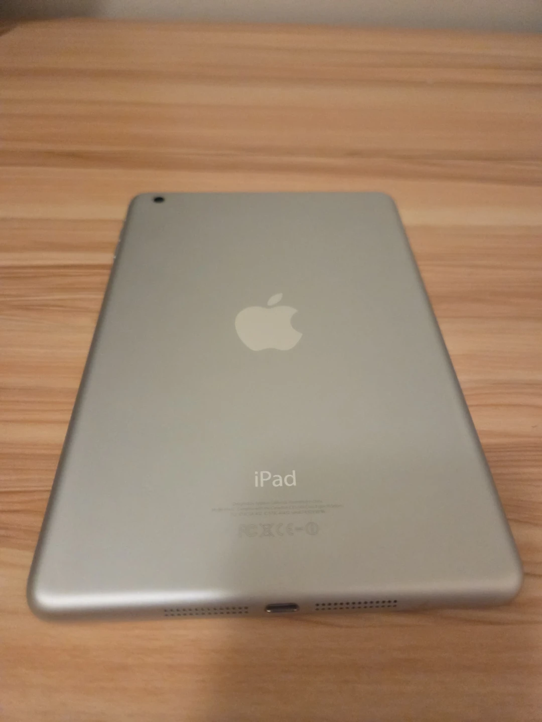 iPad Mini First Generation Silver - photo 2