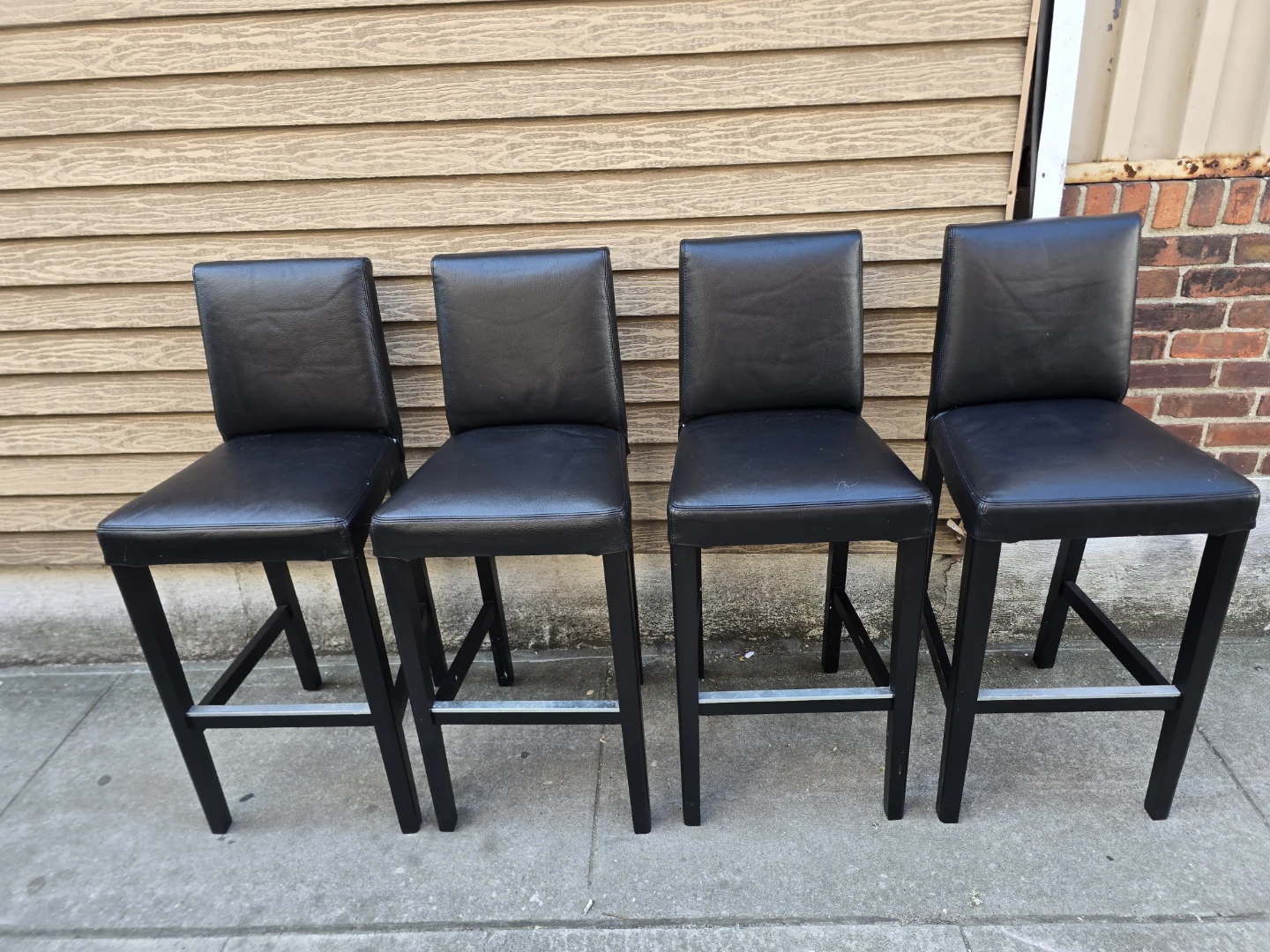 Set of 4 Black Faux Leather Bar Stools - photo 3