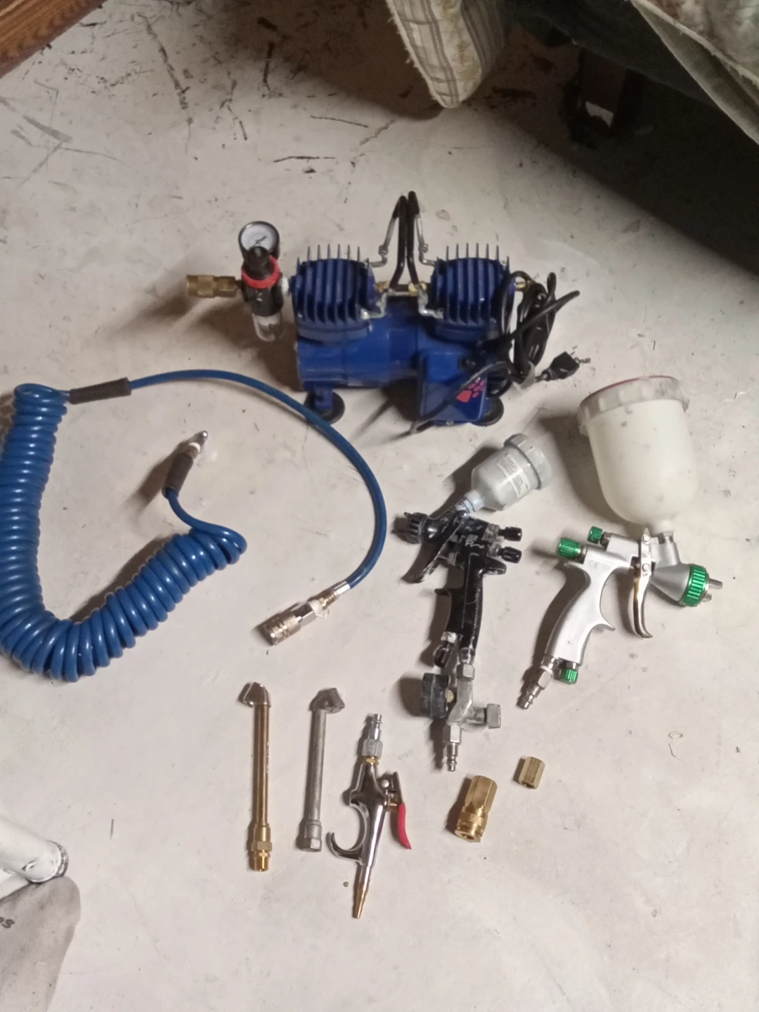 Airbrush Compressor Kit with Spray Guns and Accessories - photo 2