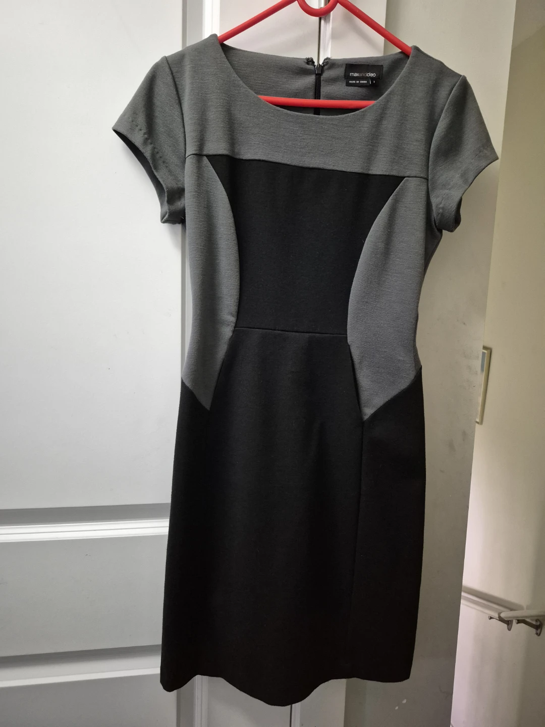 Max and Cleo Women's Dress Size 2.