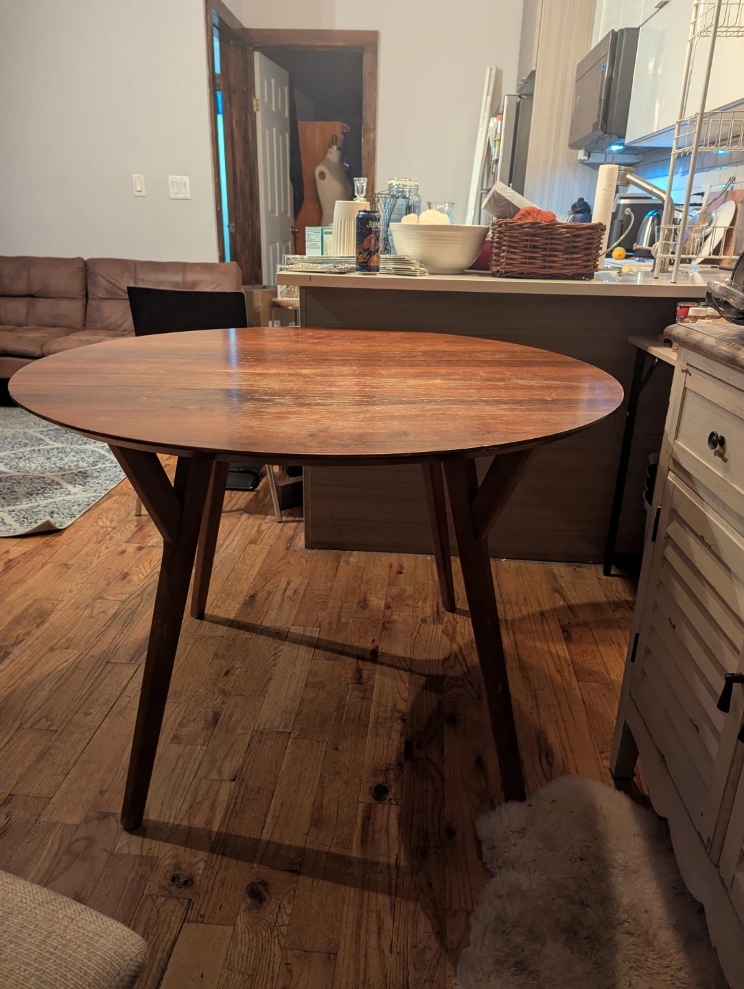 Round Wood Dining Table