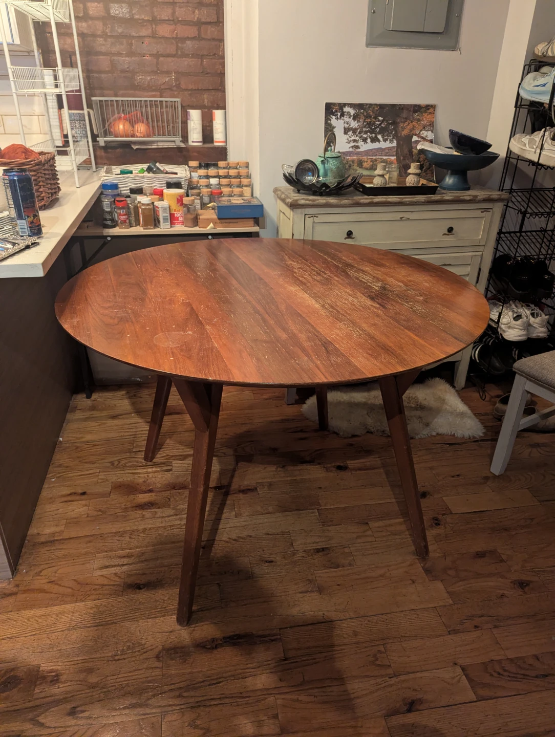 Round Wood Dining Table - photo 4