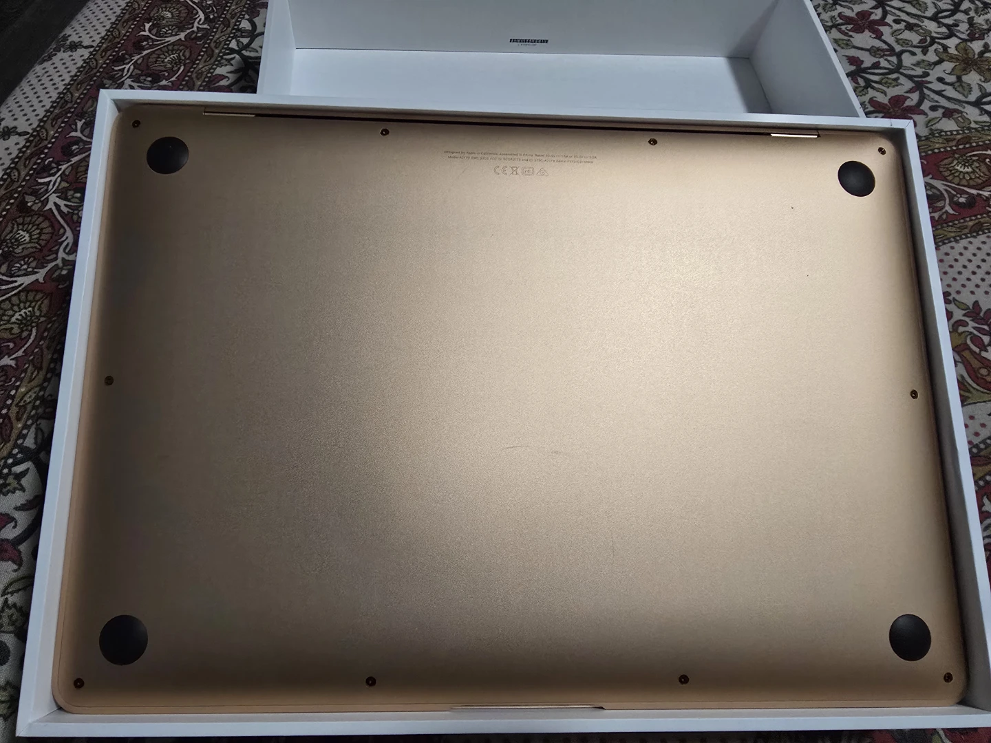 Apple MacBook Air (Gold) - photo 3