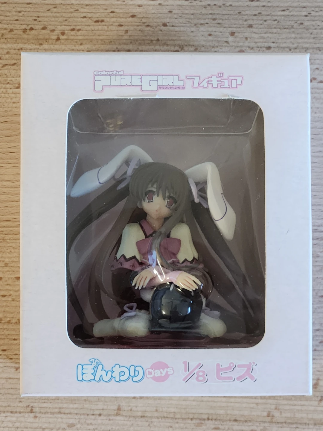 Colorful Pure Girl Figure