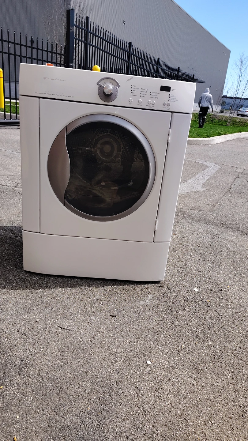 Frigidaire Dryer - photo 5
