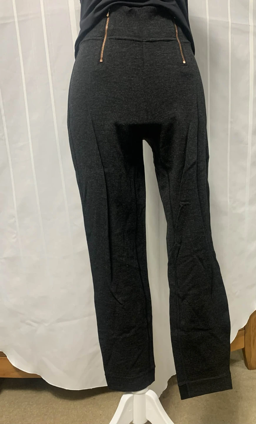 Dark Grey Athletic Leggings with Zipper Accents - photo 2