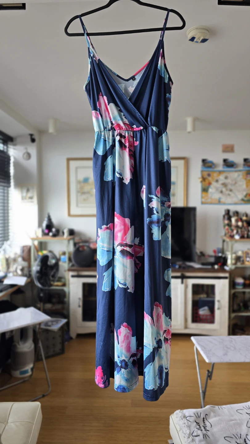 Maxi Dress with Floral Print and Long Sleeve Grey Dress - photo 5