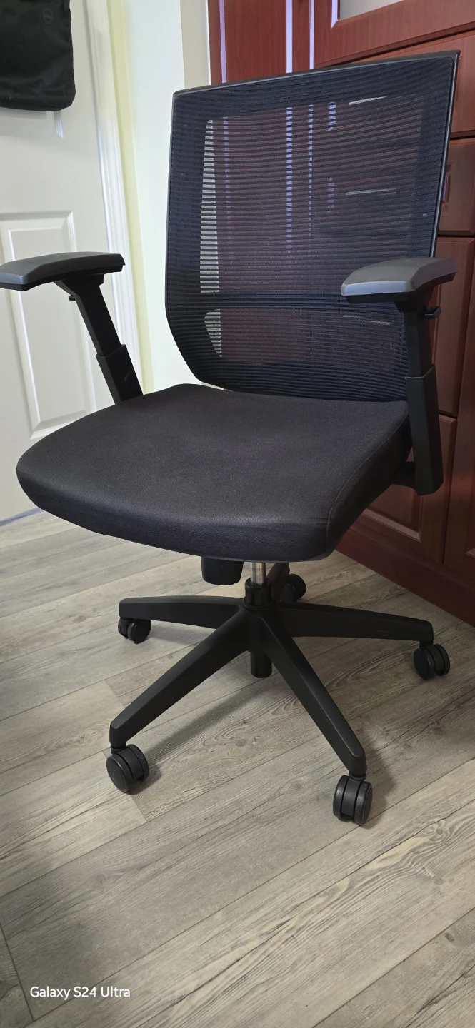 Black Mesh Office Chair with Adjustable Arms - photo 3