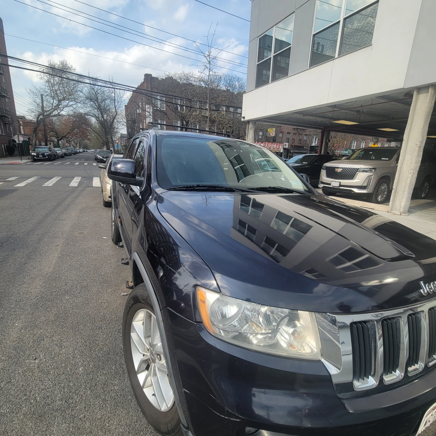 Jeep Grand Cherokee Laredo 4x4 Dark Blue SUV 2011 - photo 2
