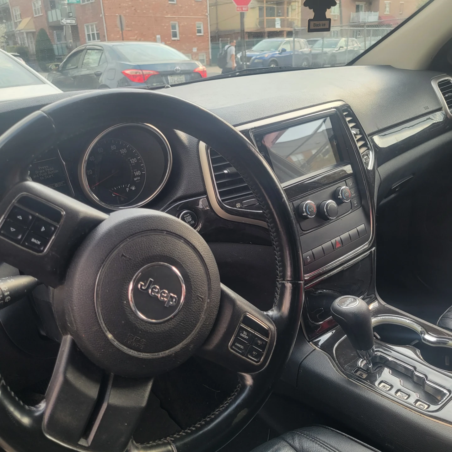 Jeep Grand Cherokee Laredo 4x4 Dark Blue SUV 2011 - photo 5