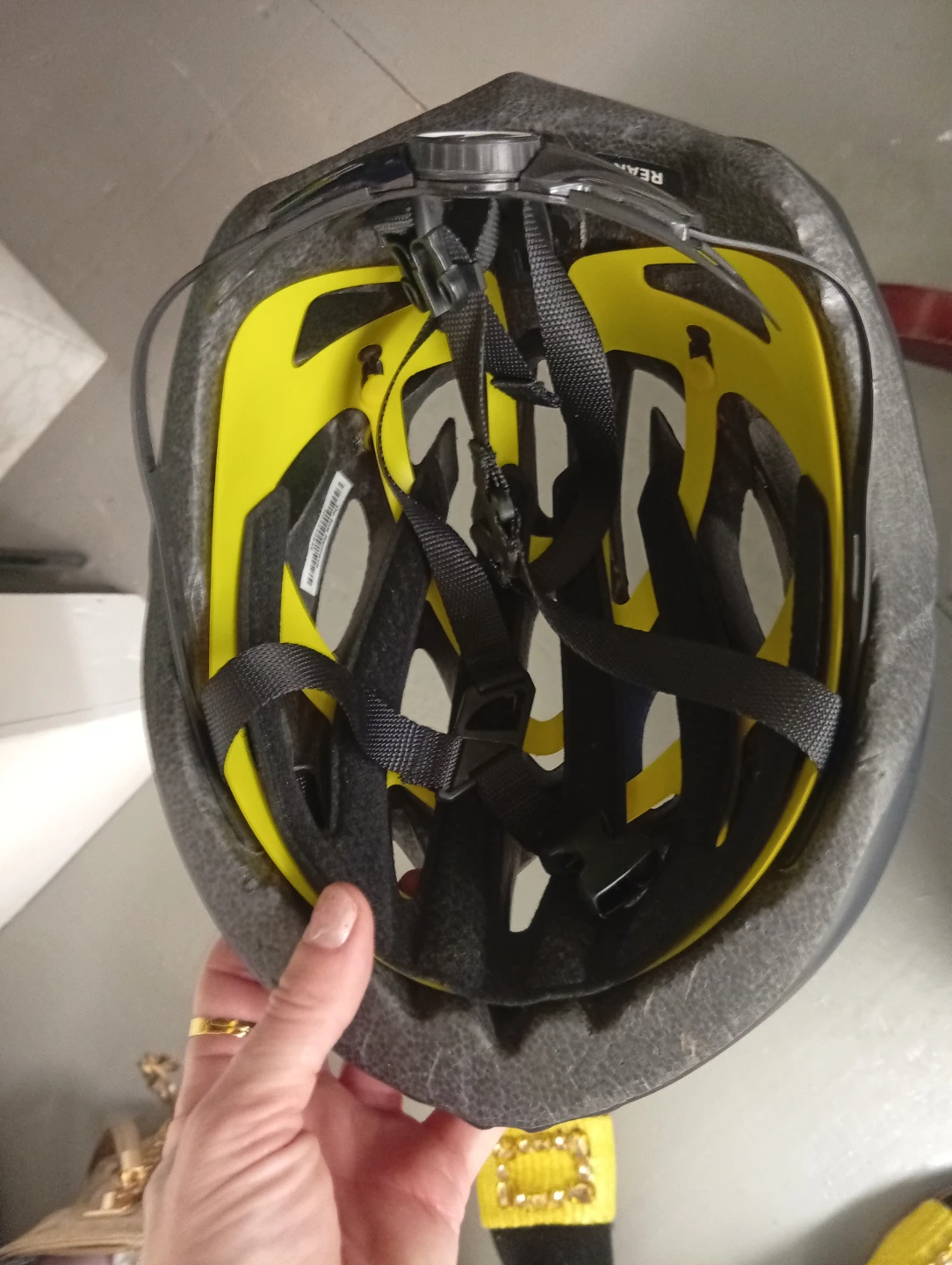 Bontrager Commuter Bike Helmet + Road Bike ClipIn Shoes - photo 2
