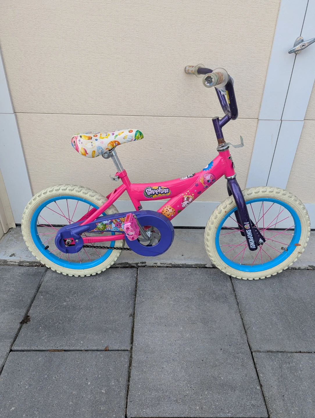 Shopkins 16 inch girls' Bike