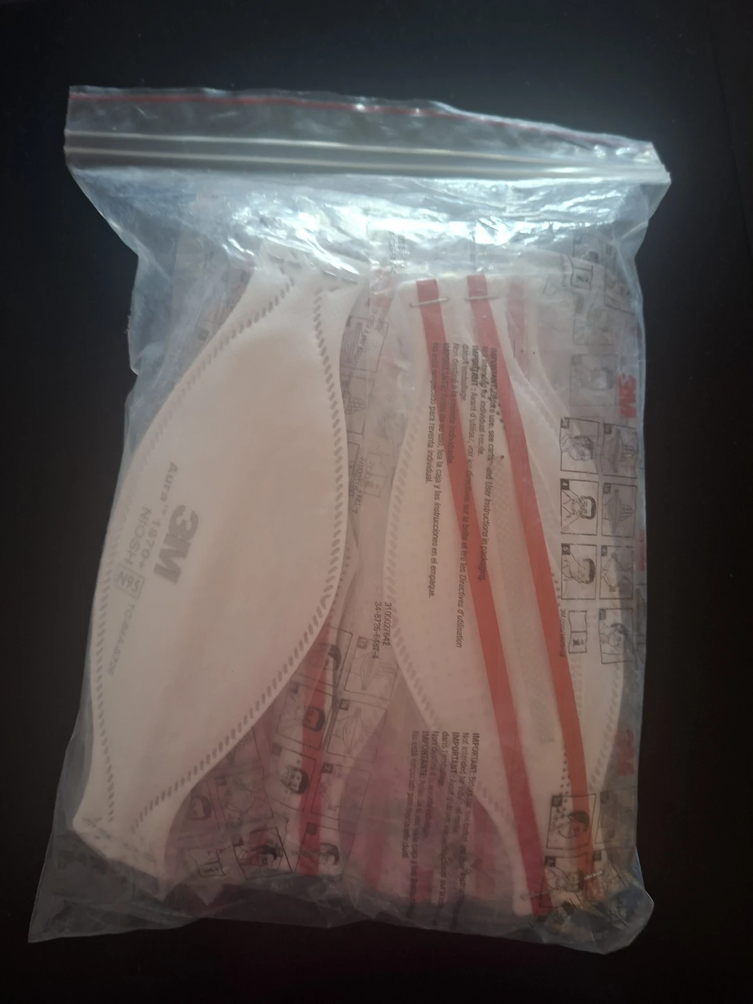 3M Aura 1870+ NIOSH N95 Healthcare Respirator Mask (x20) - photo 3