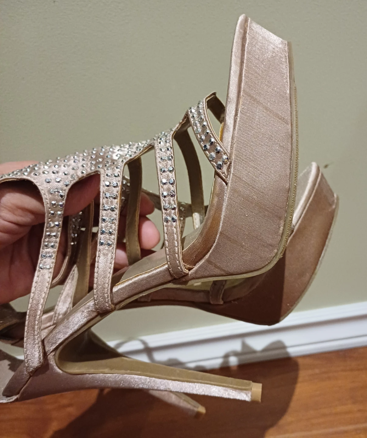 NEW Women's Embellished High Heel Sandals - Size 8 - photo 4