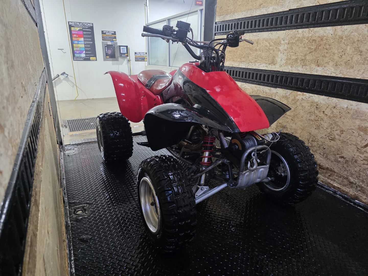 Red and Black ATV Honda 300TRX - photo 4