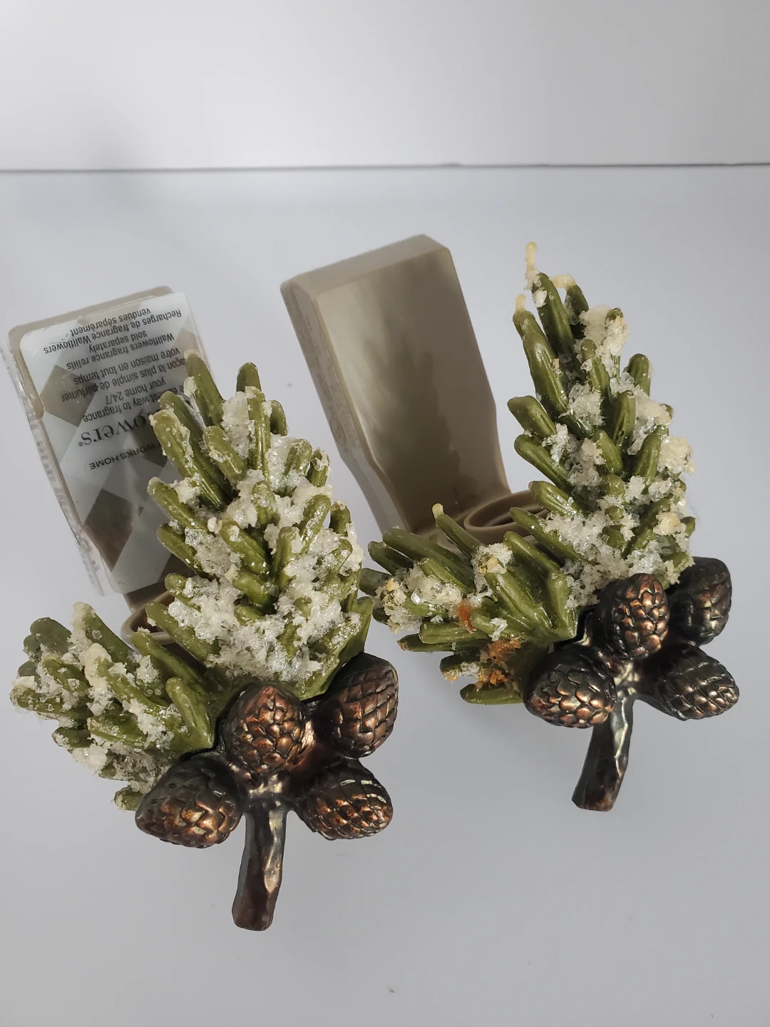 Bath & Body Works Wallflowers Fragrance Plugs (set of 2) - photo 3