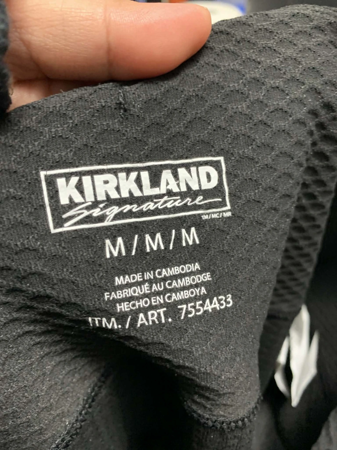 Kirkland Signature Black Textured Capris - Size M - photo 5