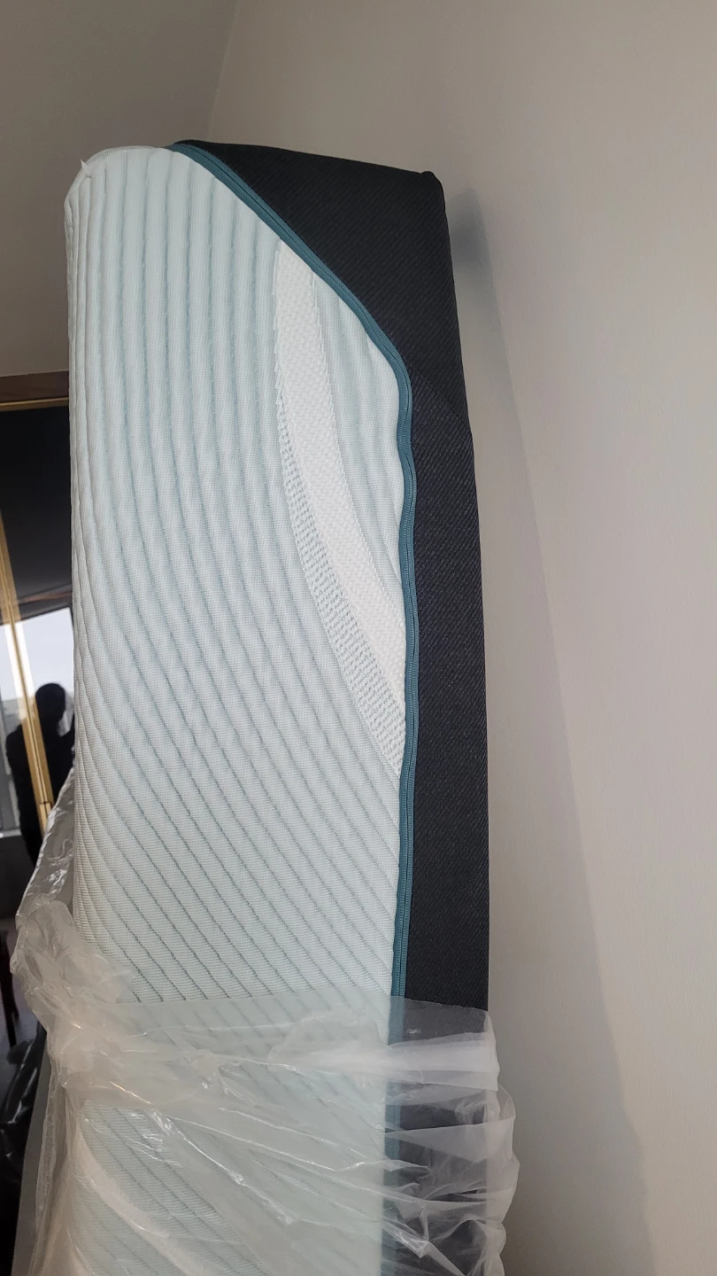 Tempur-Pedic ProAdapt Mattress - photo 4