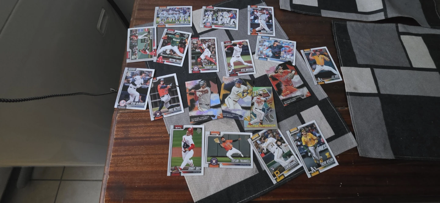 Assorted Baseball Cards