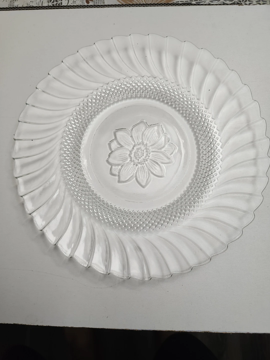Clear Glass Plate with Embossed Flower Design 4 pcs