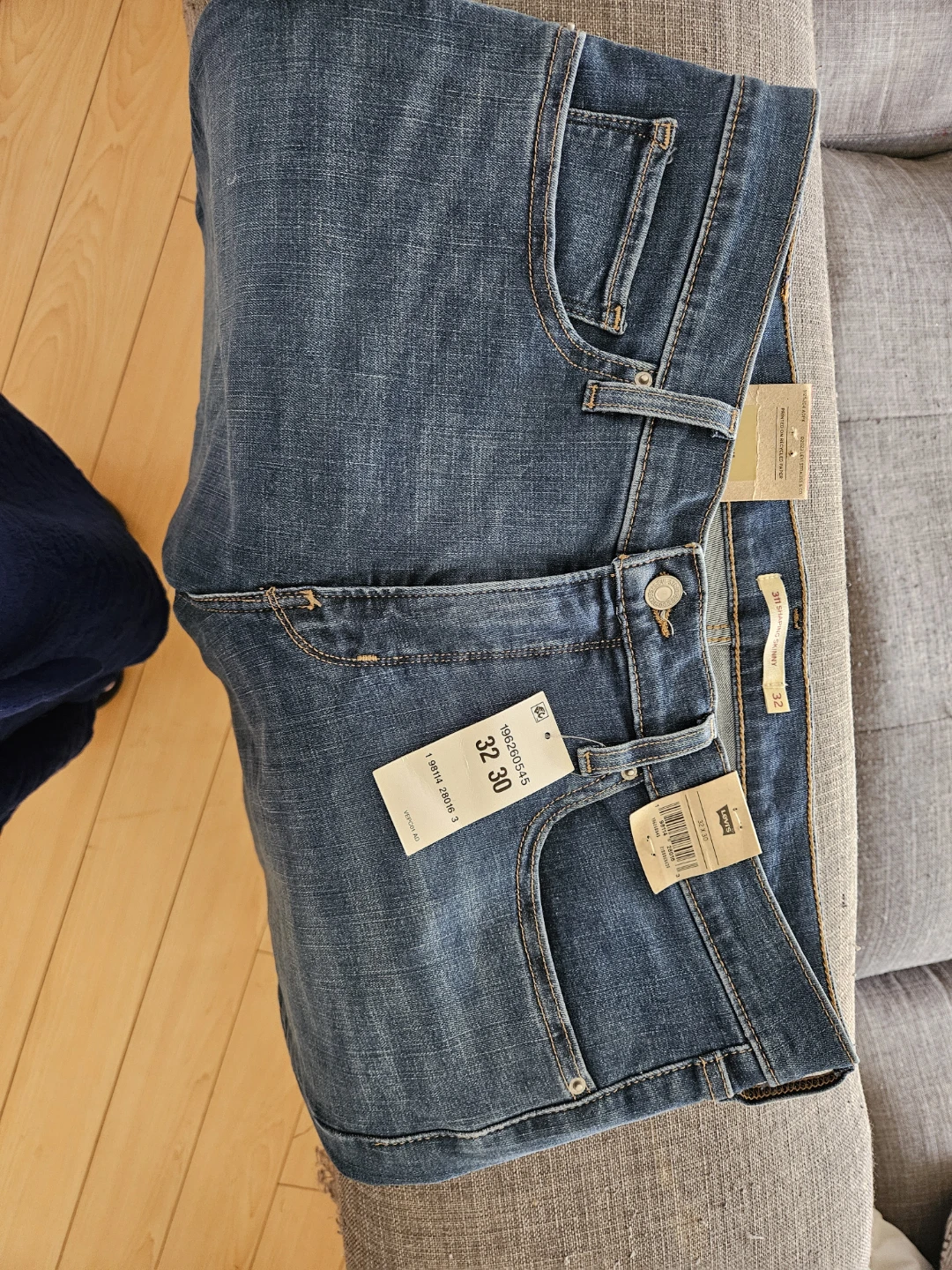 Levis 311 Shaping Skinny