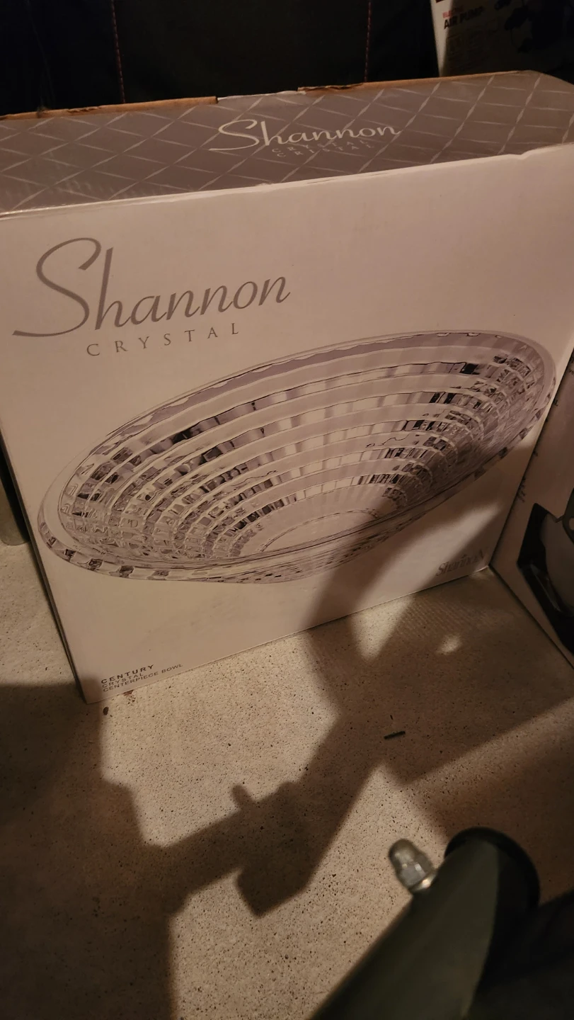 Shannon Crystal Century Centerpiece Bowl