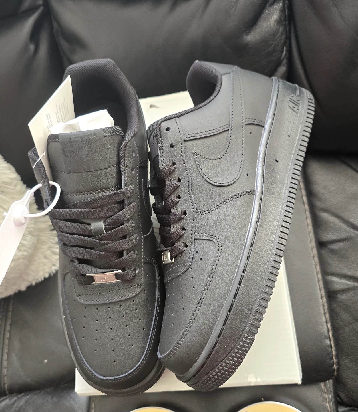 Brand new Nike Air Force All Black ,White sale