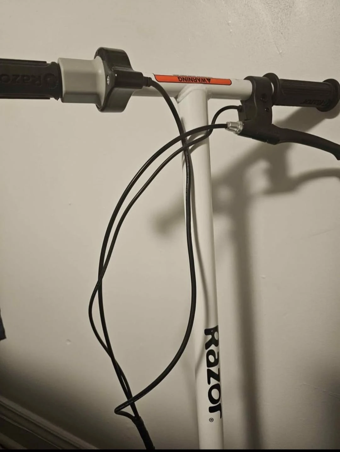 Razor Electric Scooter - photo 2