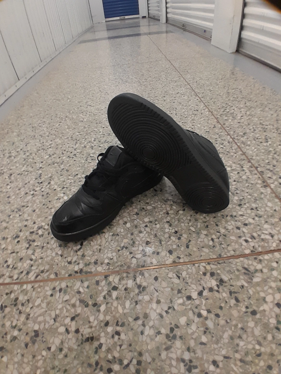 Nike  Air Black Sneakers Original Men's Size 11 - photo 2