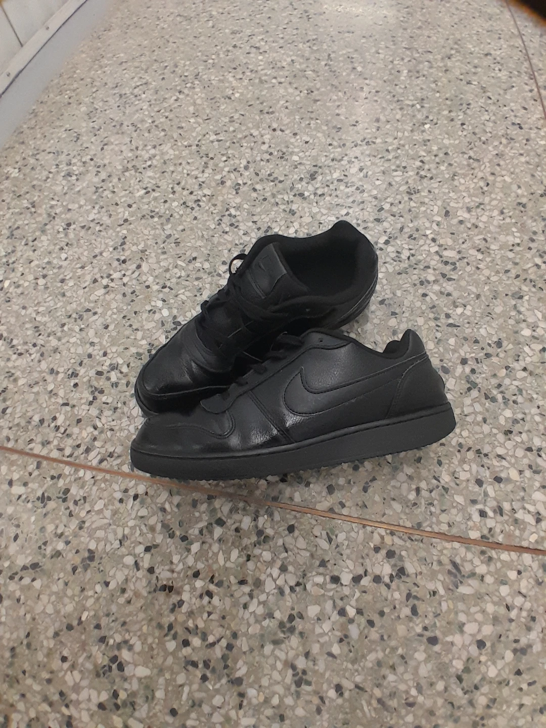 Nike  Air Black Sneakers Original Men's Size 11 - photo 5