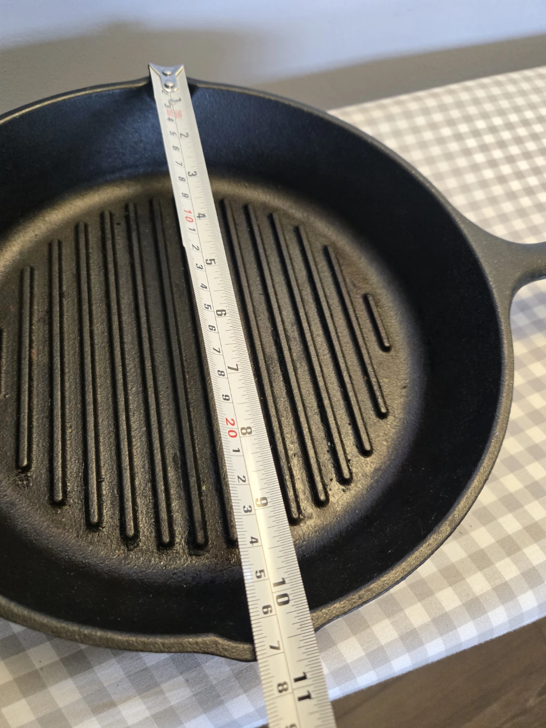 Lodge Cast Iron Skillet and Grill Pans 🌱 - photo 5